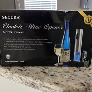 Brand New Electrice Wine Opener